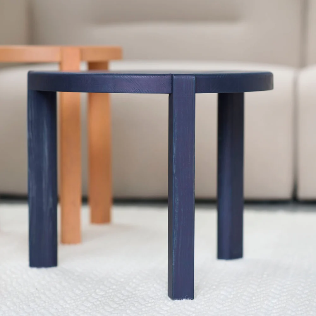 D108 Side And Coffee Table